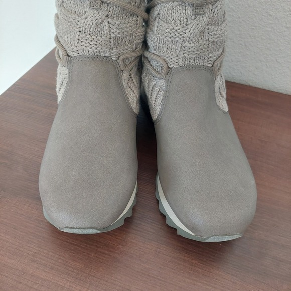 Merrell Women's Alpine Pull on Knit Snow Boot Size 9 - Picture 2 of 9